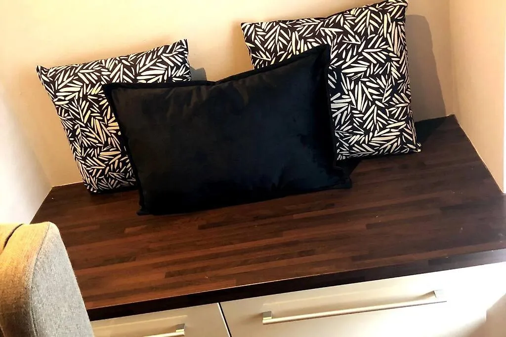 Galway City Eyre Square Apartment 180